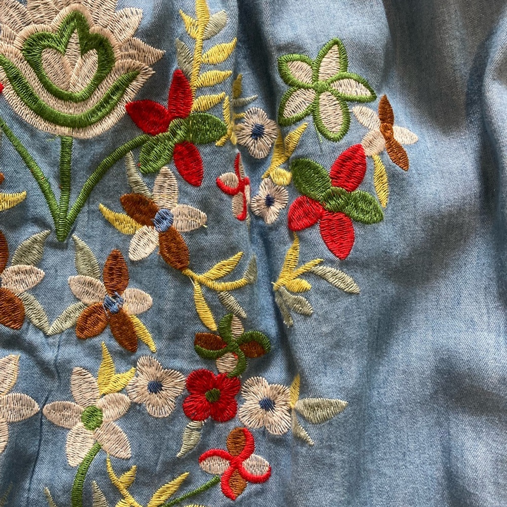 Small umgee brand denim type dress with embroidered flowers